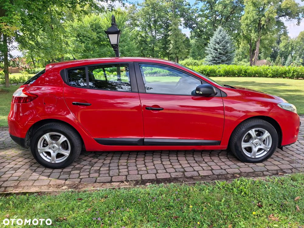 Renault Megane 1.6 16V 100 Authentique - 7