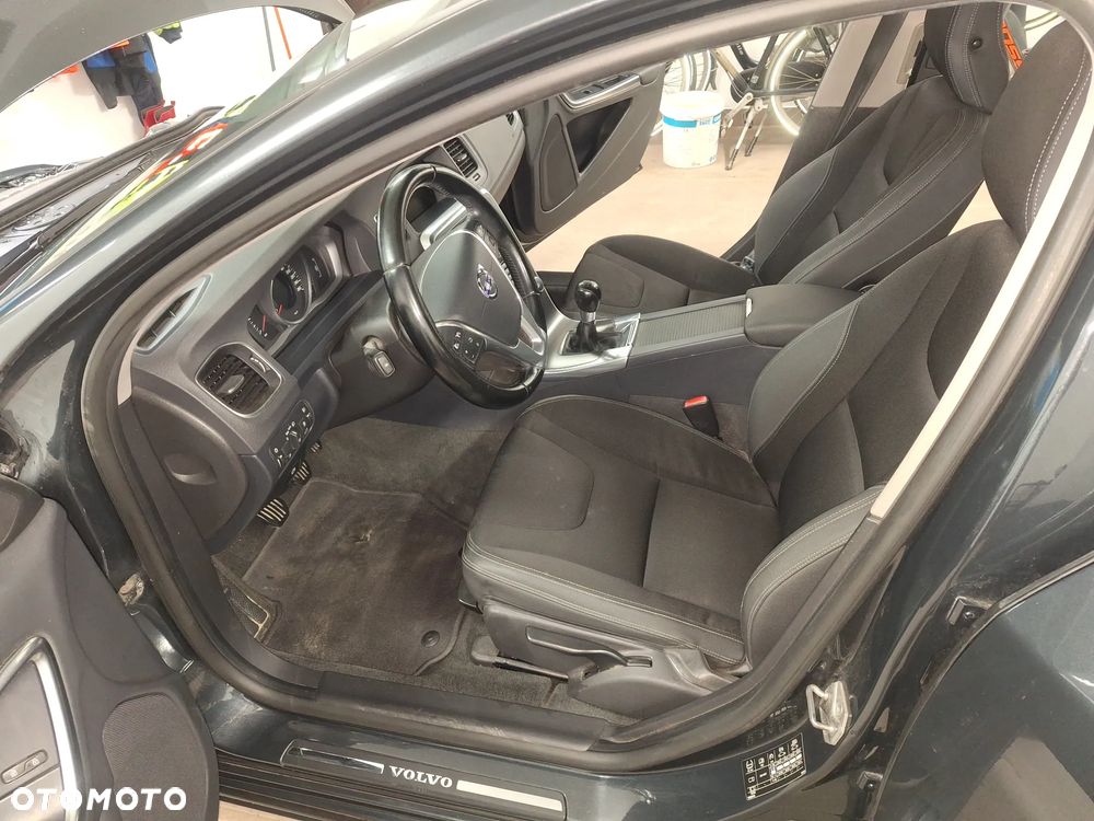 Volvo V60 D4 Edition - 8