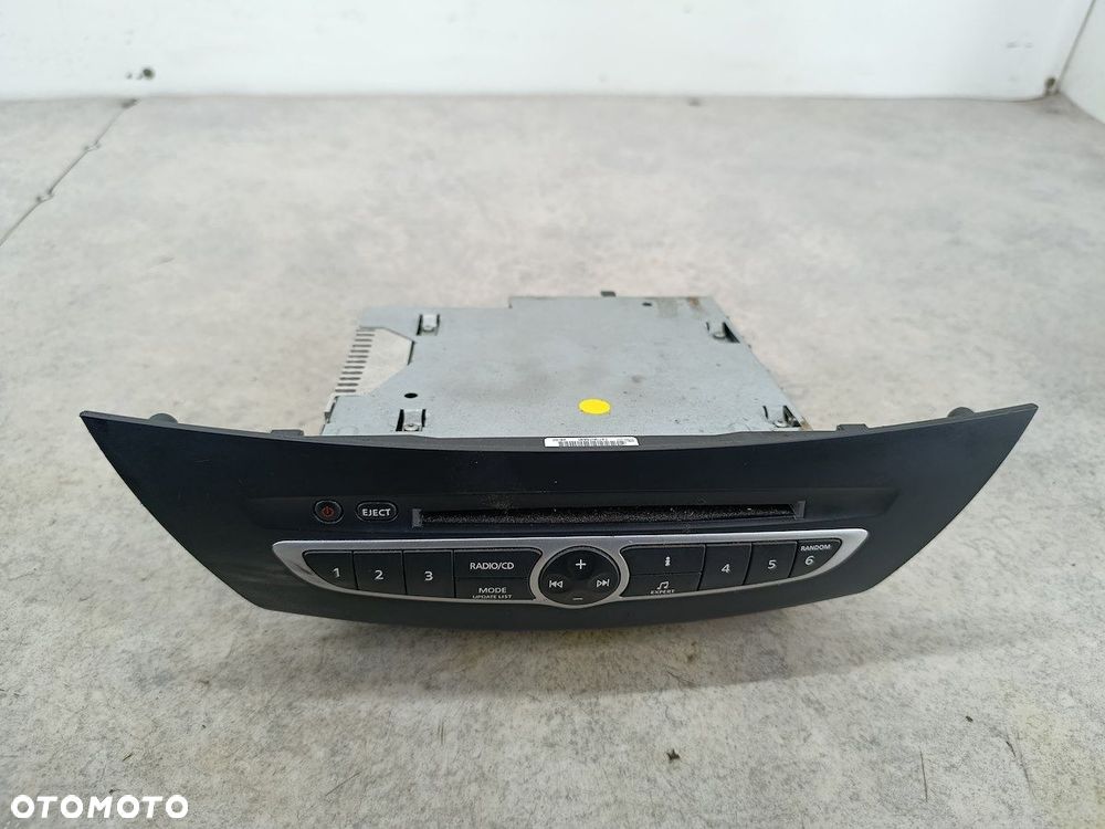 RADIO FABRYCZNE RENAULT LAGUNA III 281150013RT - 1