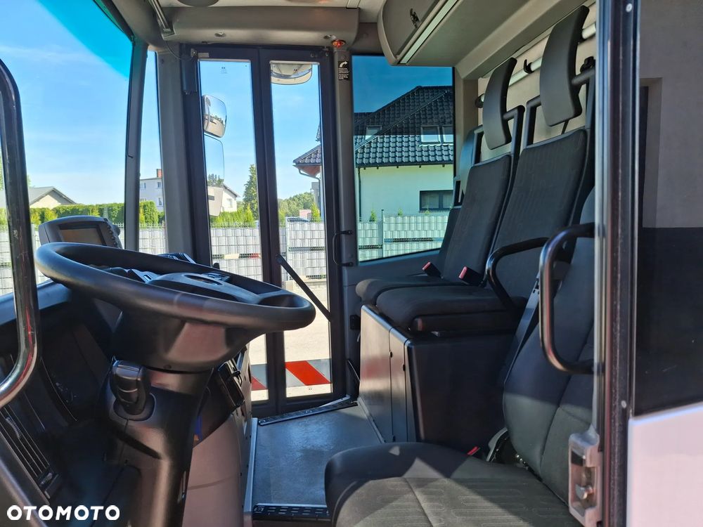 Mercedes-Benz Econic 1830 Śmieciarka FAUN VR5 LEV Euro 6 Zawieszenie Poduszki Światła Dzienne LED 4 Miejsca Tempomat - 15