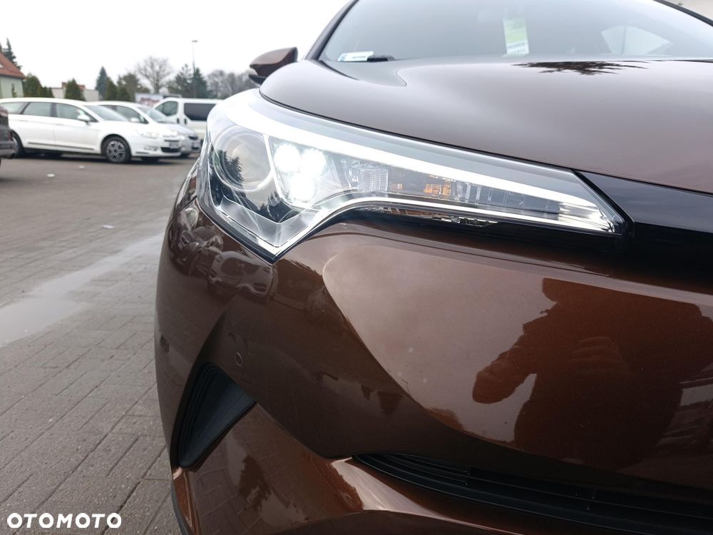 Toyota C-HR 1.2 T GPF Premium - 10