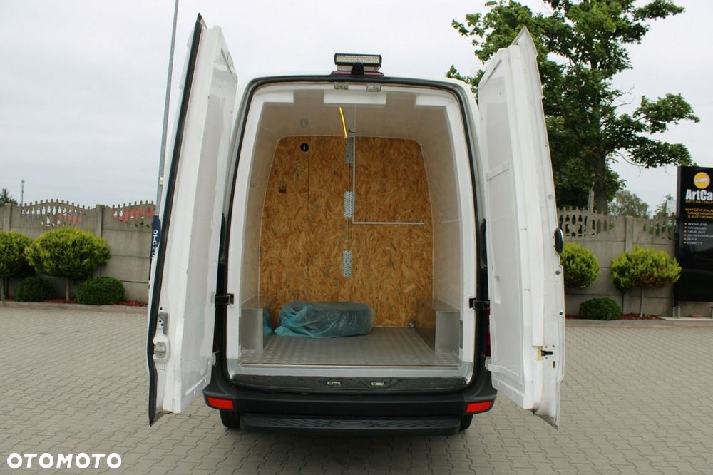 Volkswagen Crafter - 31