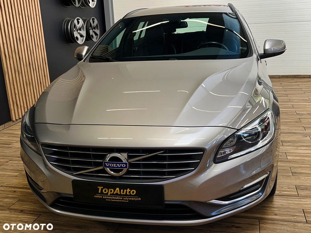 Volvo V60 D4 Geartronic Summum - 16