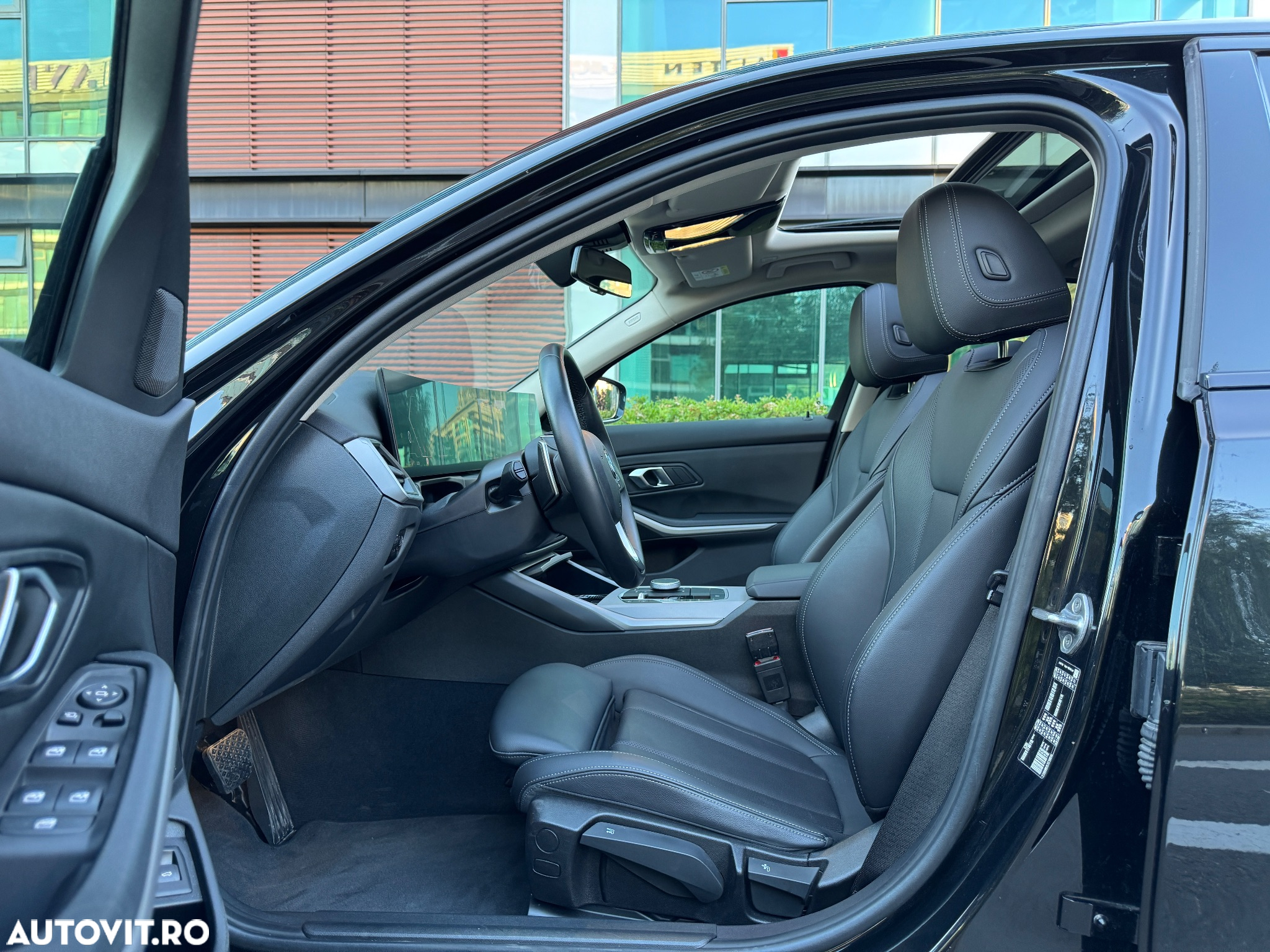 BMW Seria 3 316d AT MHEV - 17