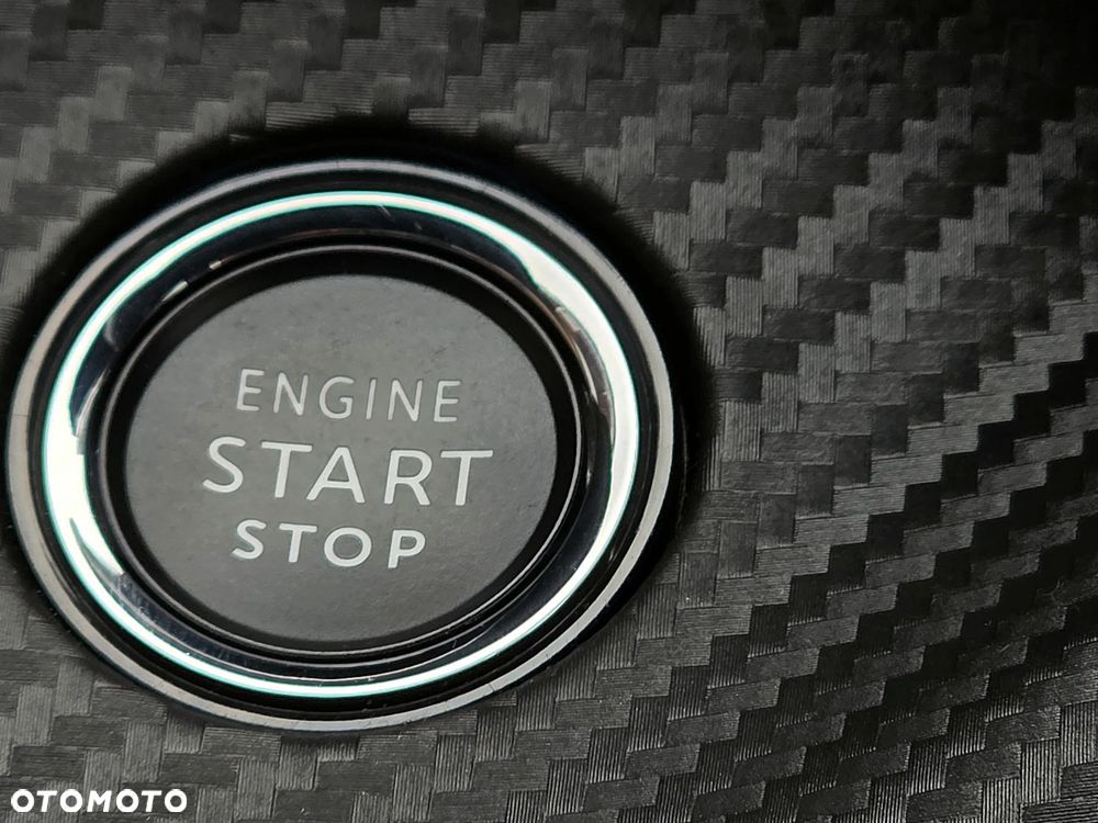 Peugeot 2008 Hybrid 145 e-DSC Allure - 20