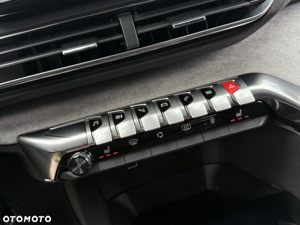 Peugeot 3008 1.5 BlueHDi Allure S&S - 28