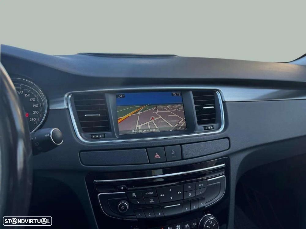 Peugeot 508 RXH 2.0 HDi Hybrid4 Limited Edition 2-Tronic - 21