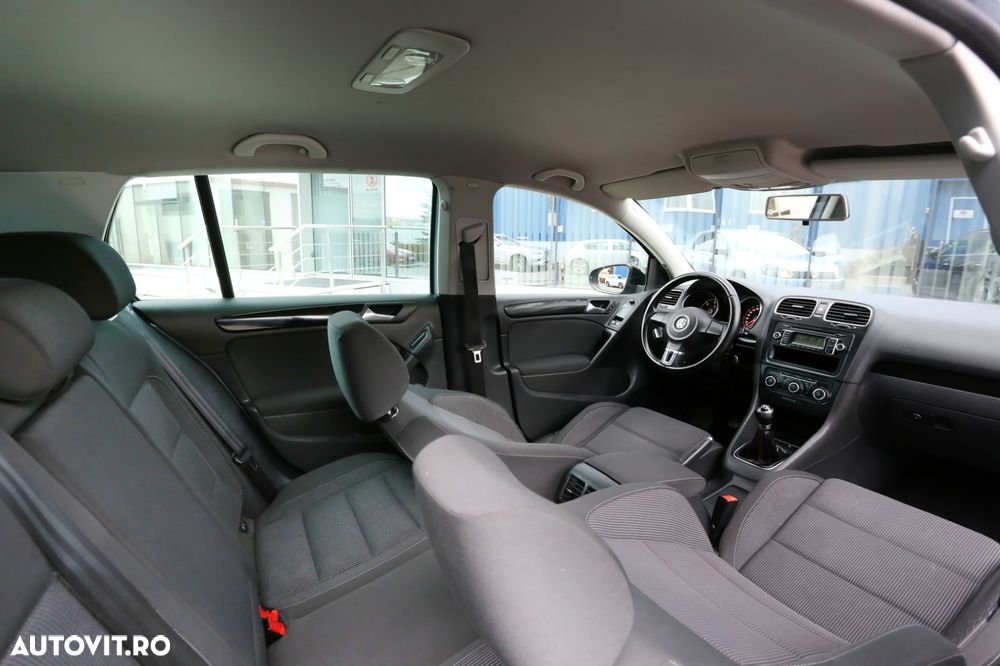 VOLKSWAGEN Golf 2010 — imagine 8