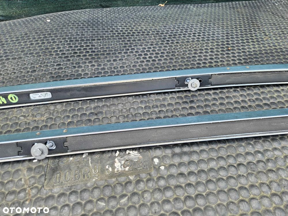Relingi 8K9860021A 8K9860022A Reling Dachowy Listwy Listwa Dachowa Chrom AUDI A4 B8 Kombi Avant - 21