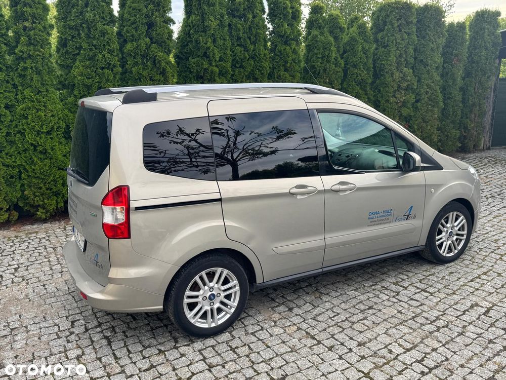 Ford Tourneo Courier - 4