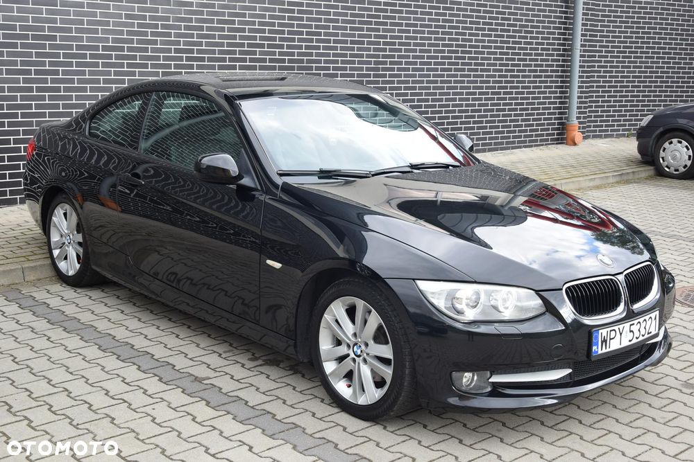 BMW Seria 3 320d M Sport Edition - 16