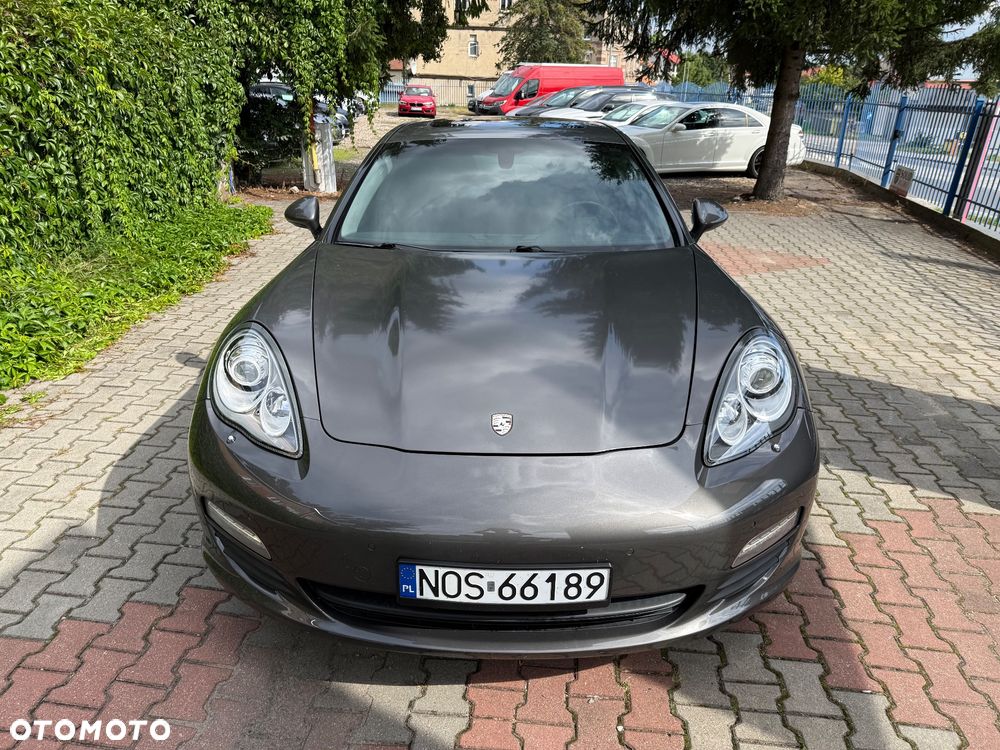 Porsche Panamera - 11