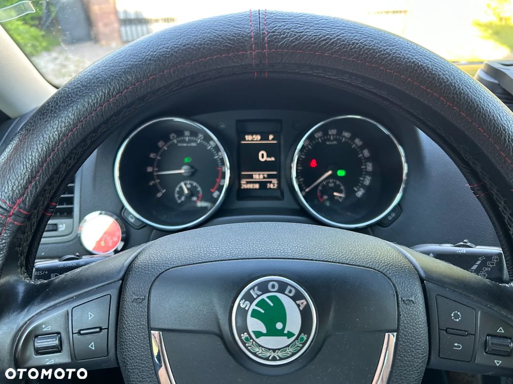 Skoda Yeti 2.0 TDI DPF 4x4 Experience DSG - 2