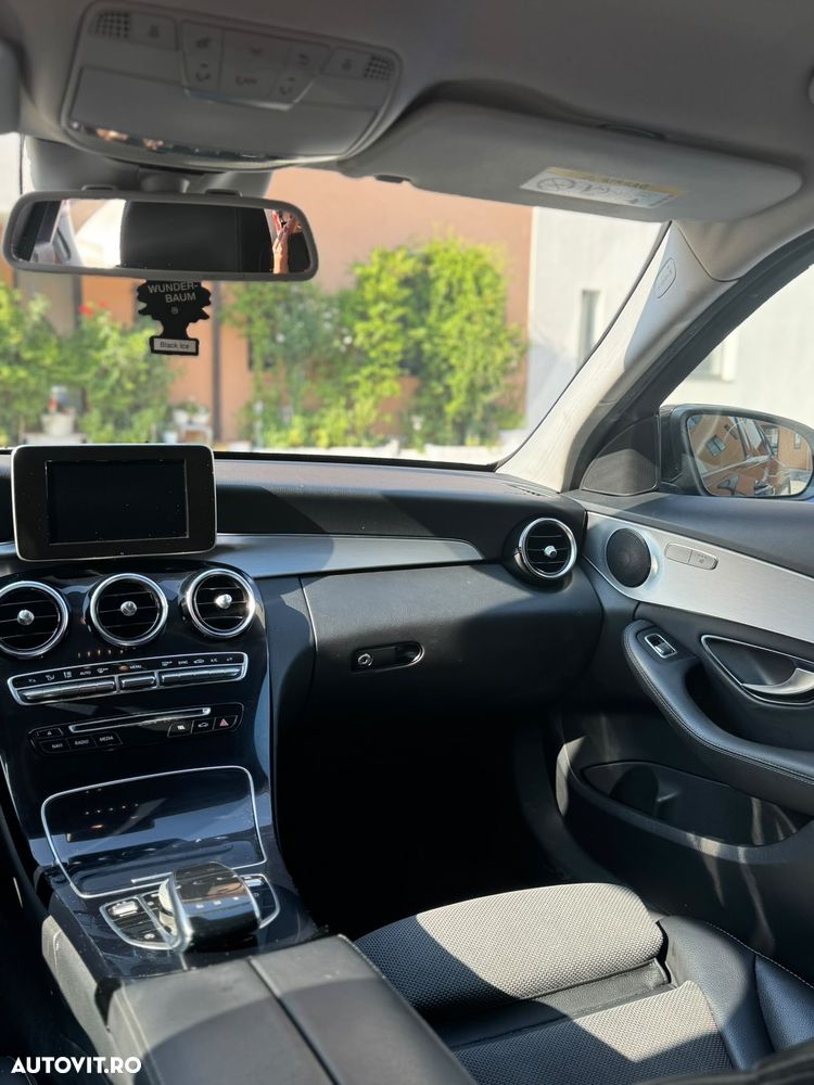 Mercedes-Benz C - 15