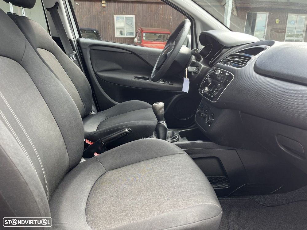 Fiat Punto 1.3 M-Jet Easy S&S - 8