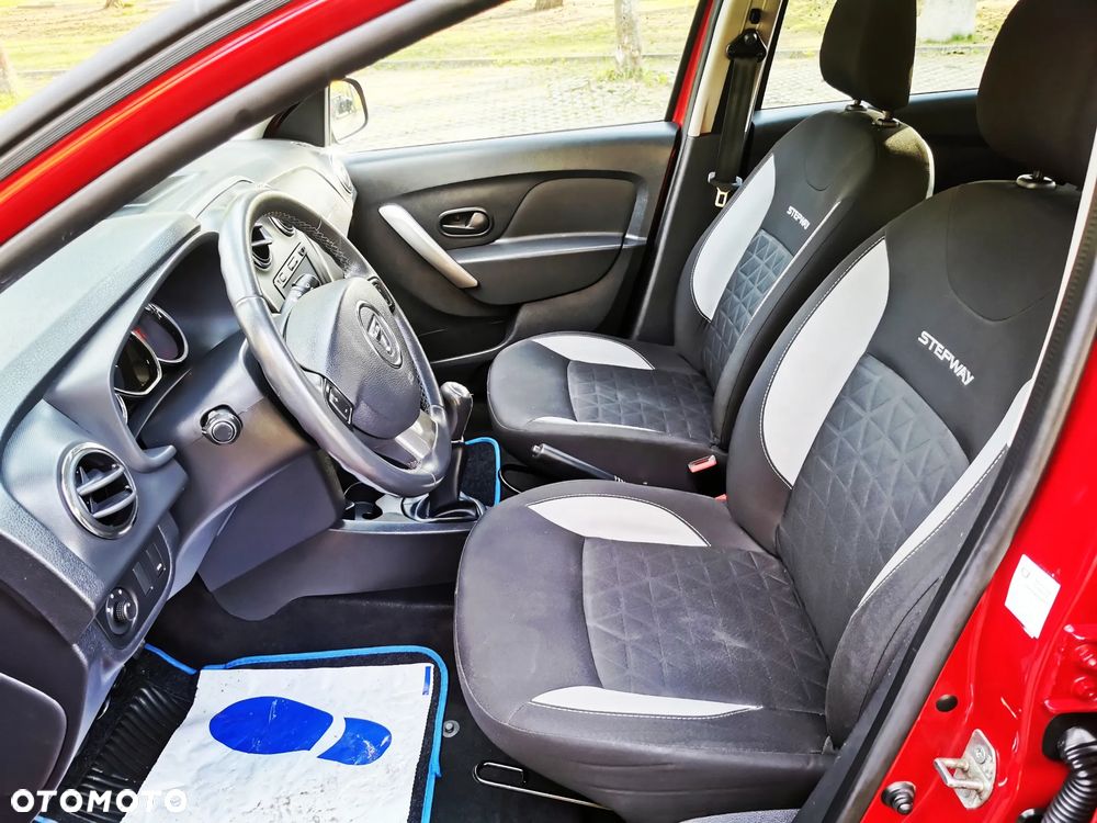 Dacia Sandero Stepway TCe 90 (S&S) Celebration - 12