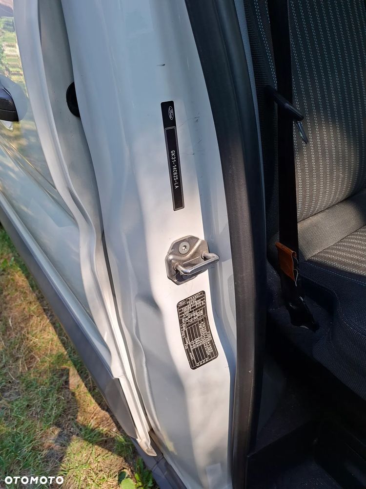 Ford Transit - 28