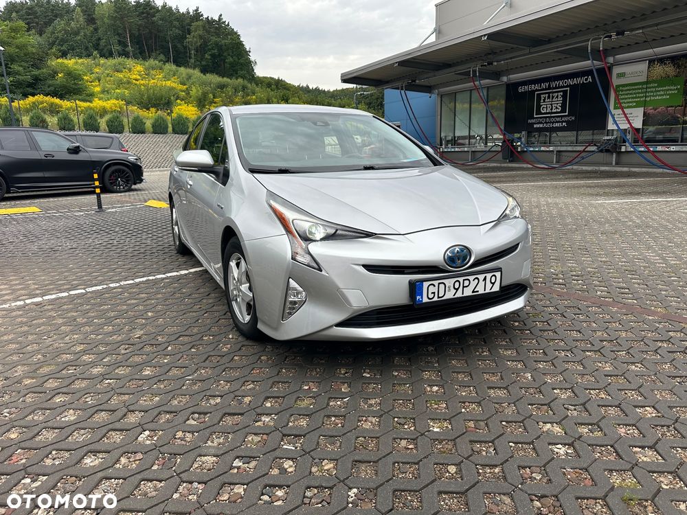 Toyota Prius 1.8 Hybrid Premium - 2