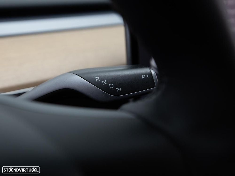 Tesla Model Y Tração Traseira - 21