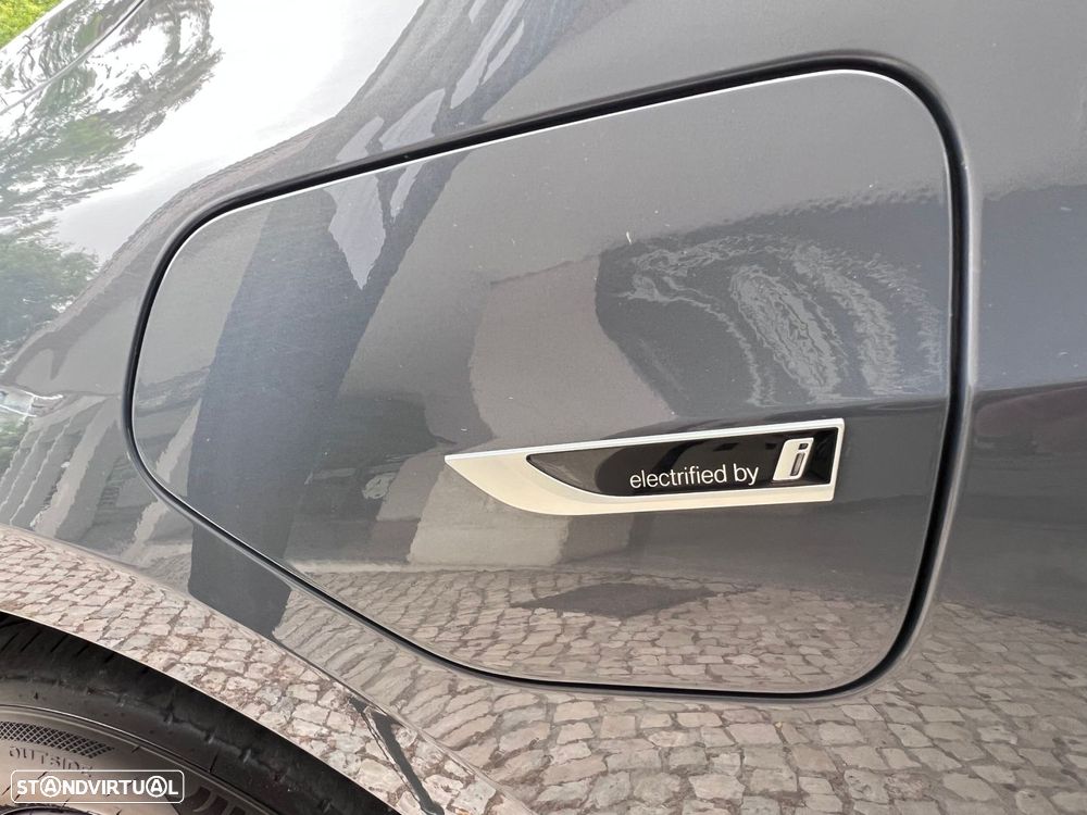 BMW 225xe Active Tourer e xDrive Edição Optimized - 9