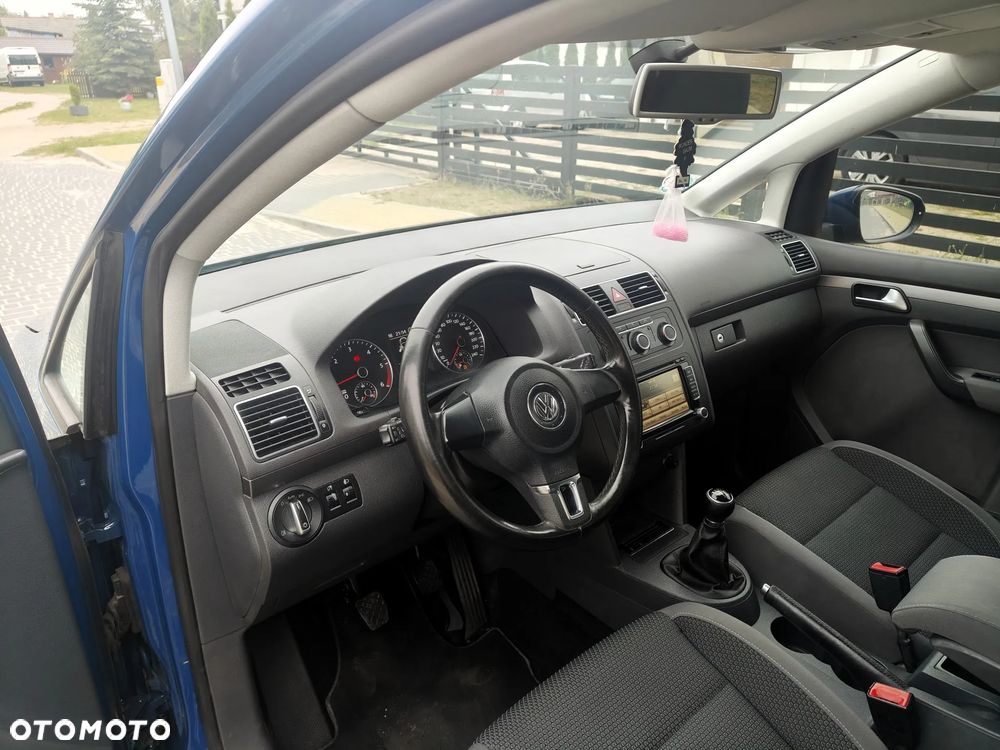 Volkswagen Touran 1.6 TDI DPF BlueMotion Technology Comfortline - 18