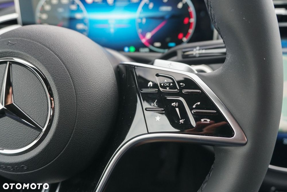 Mercedes-Benz Klasa E 220 d mHEV 4-Matic Avantgarde 9G-Tronic - 13