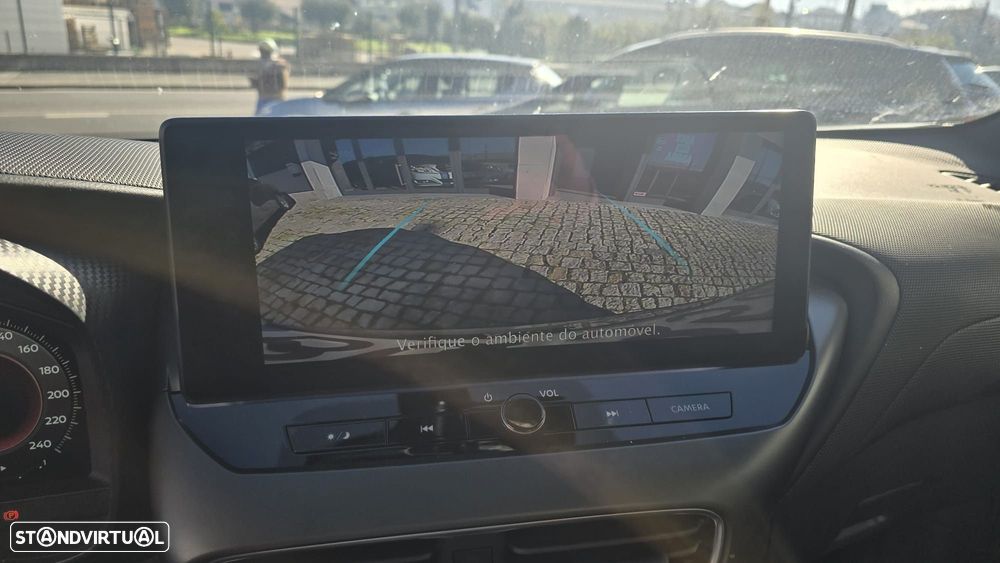 Nissan Juke 1.0 DIG-T N-Connecta DCT - 11