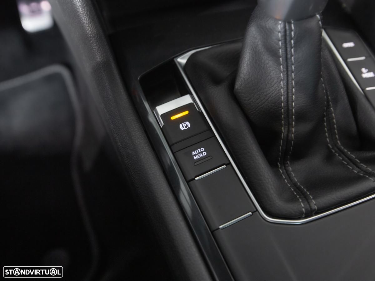 VW Tiguan 1.4 TSI eHybrid R-Line DSG - 22