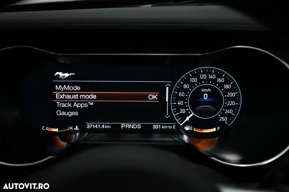 Ford Mustang - 18