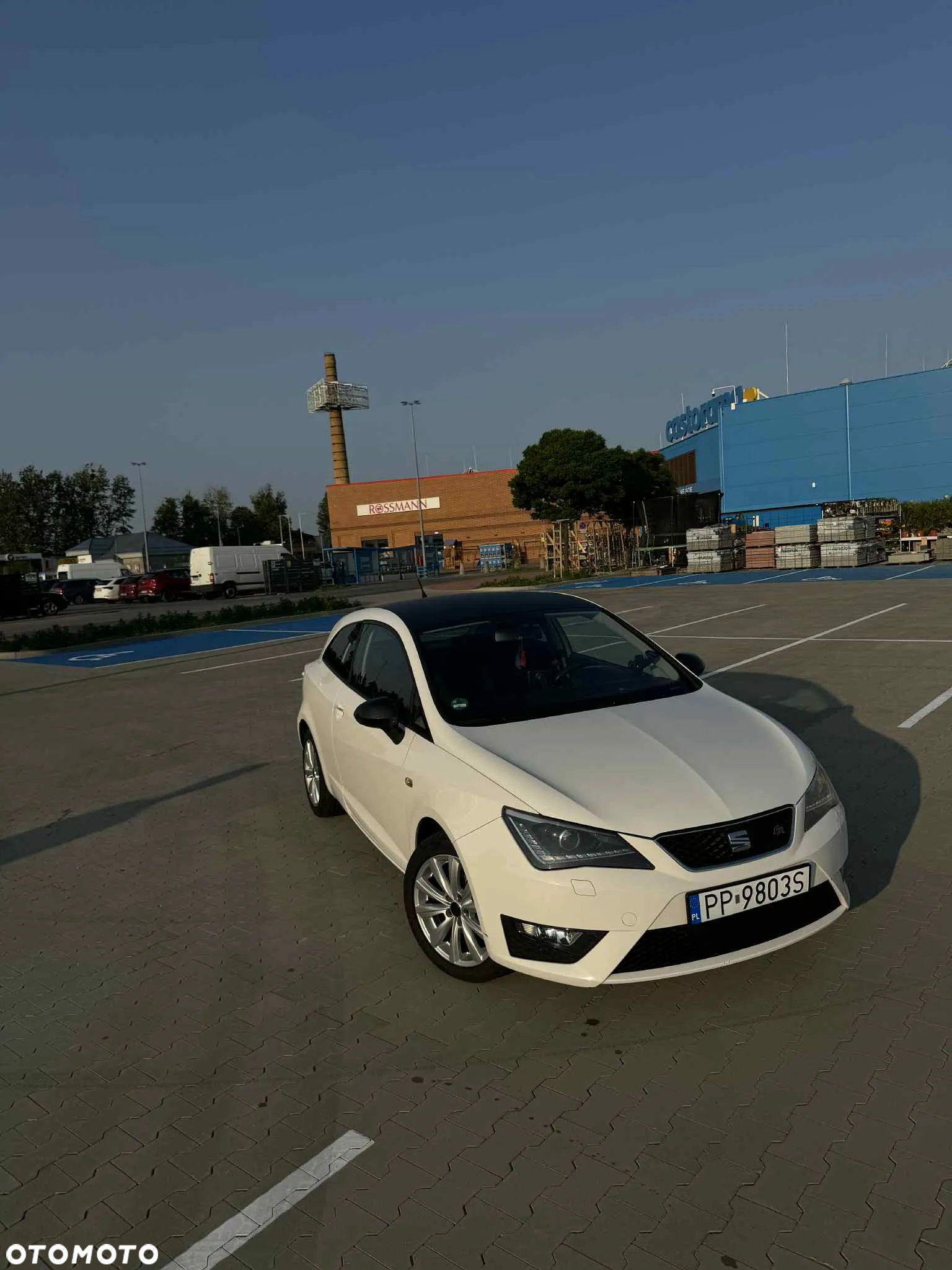 Seat Ibiza SC 1.2 TSI FR - 4