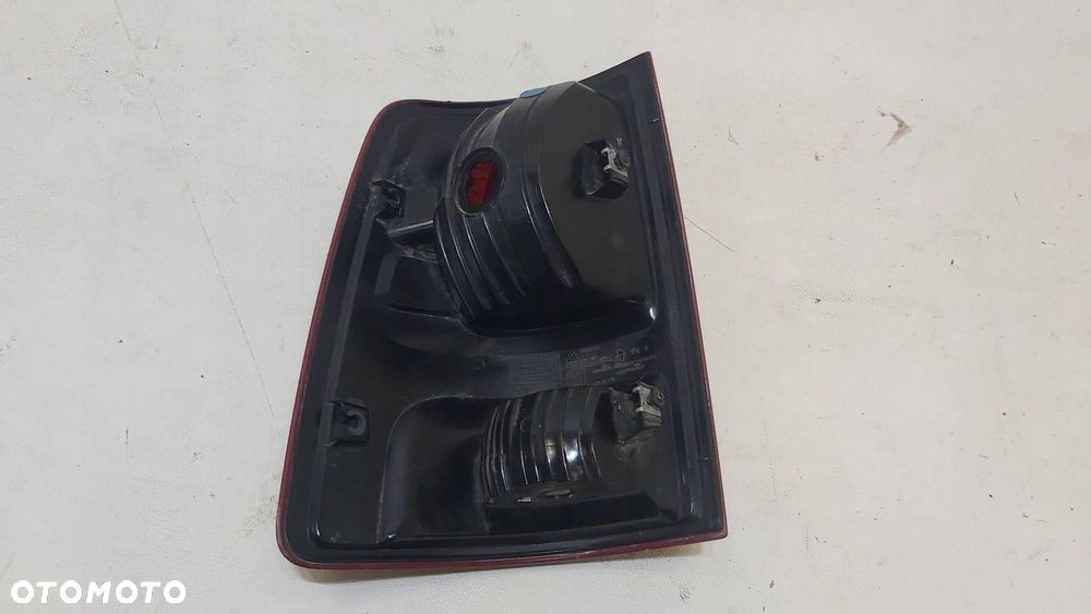 LAMPA TYŁ TYLNA PRAWA DODGE RAM 1500 50693B USA - 4