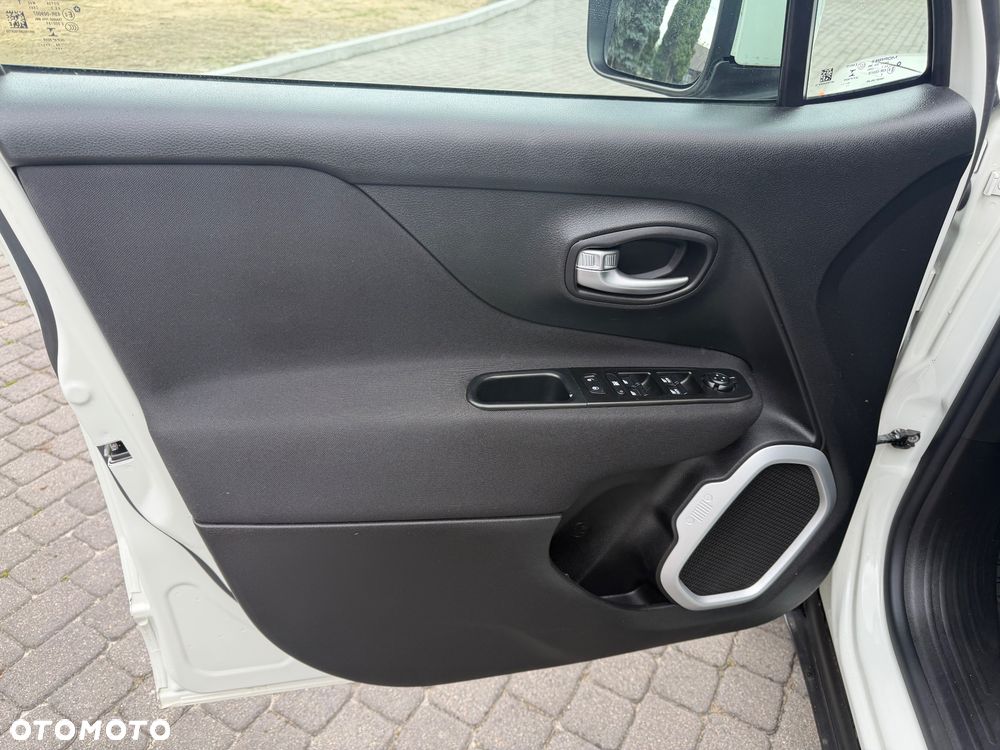 Jeep Renegade 1.4 MultiAir Longitude - 26