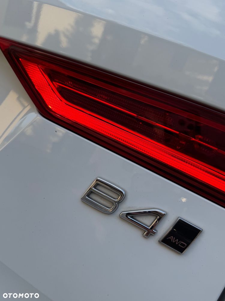 Volvo XC 60 B4 D AWD Inscription - 26