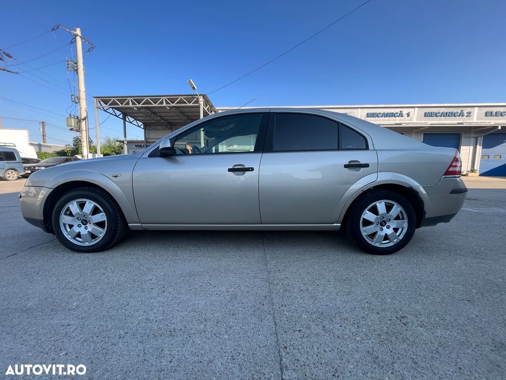Ford Mondeo 2.0 TDCI Ghia - 4