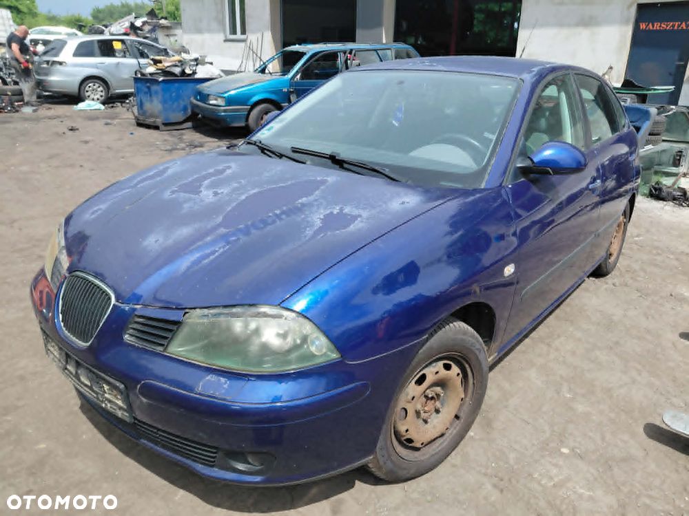 Na części: Seat Ibiza  Rok 2002 Pojemność 1390 Moc 74 Benzyna - 3