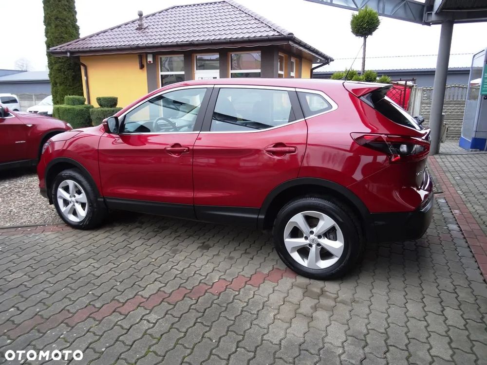 Nissan Qashqai 1.6 DCi N-Connecta - 8