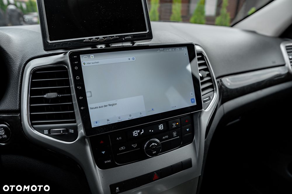 Jeep Grand Cherokee 3.0 CRD Laredo - 35