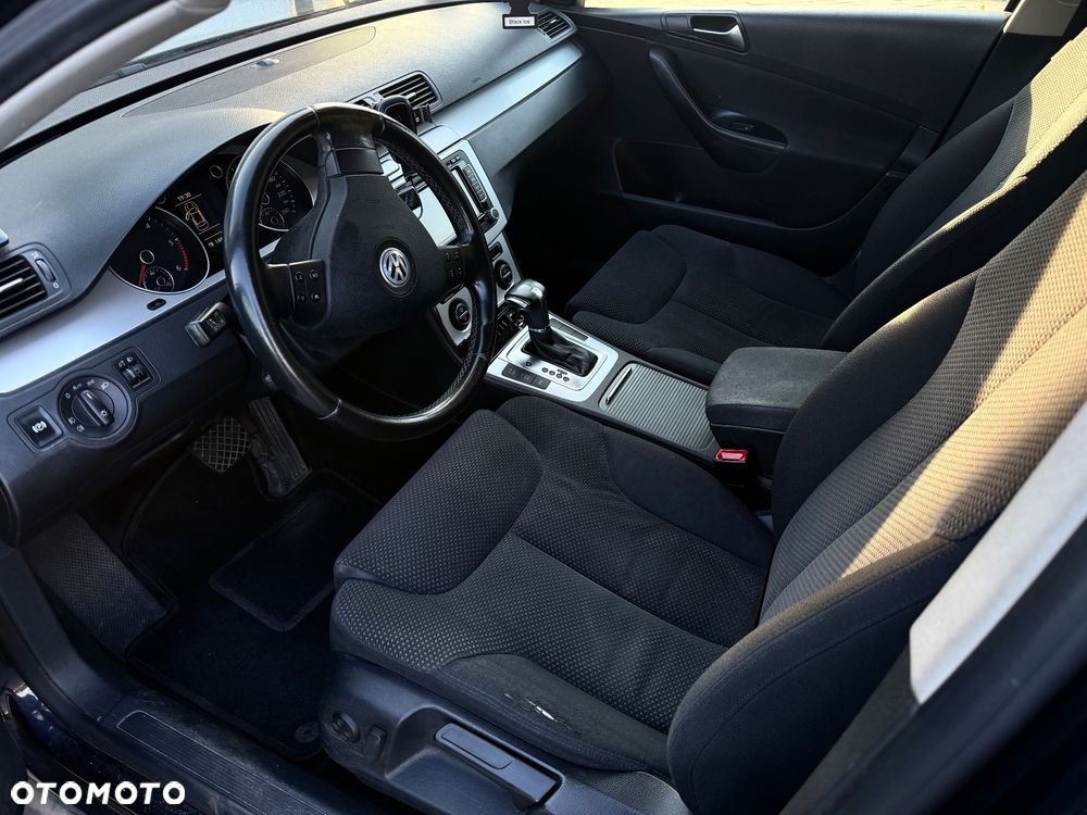 Volkswagen Passat 2.0 TDI DPF Trendline DSG - 8
