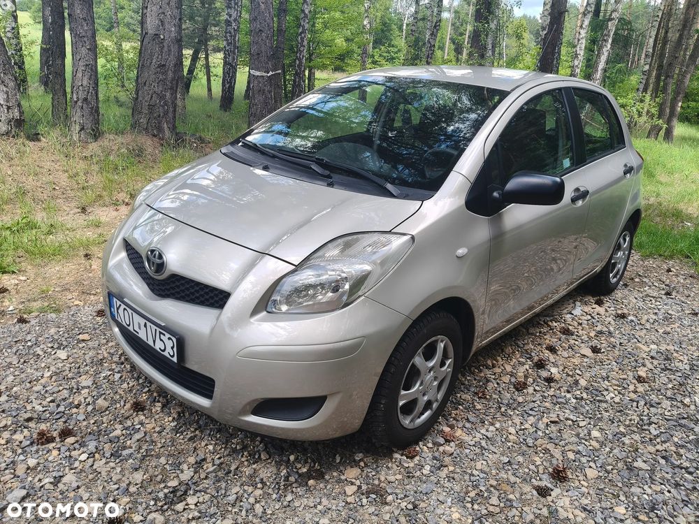 Toyota Yaris 1.0 Terra EU5 - 1