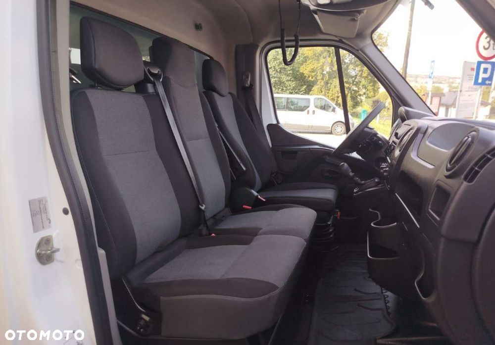 Renault Master - 18