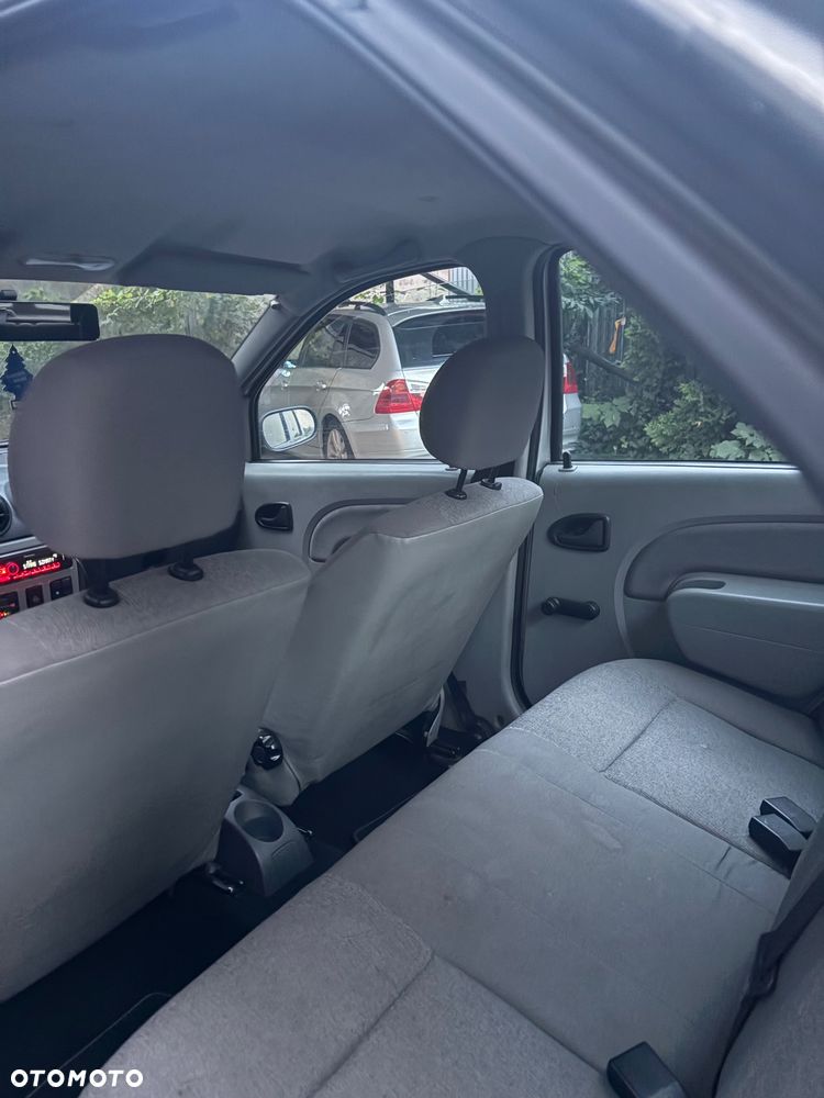 Dacia Logan 1.4 Ambiance - 8