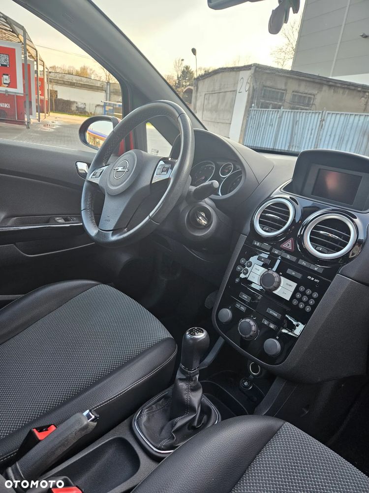 Opel Corsa 1.4 16V Innovation - 7