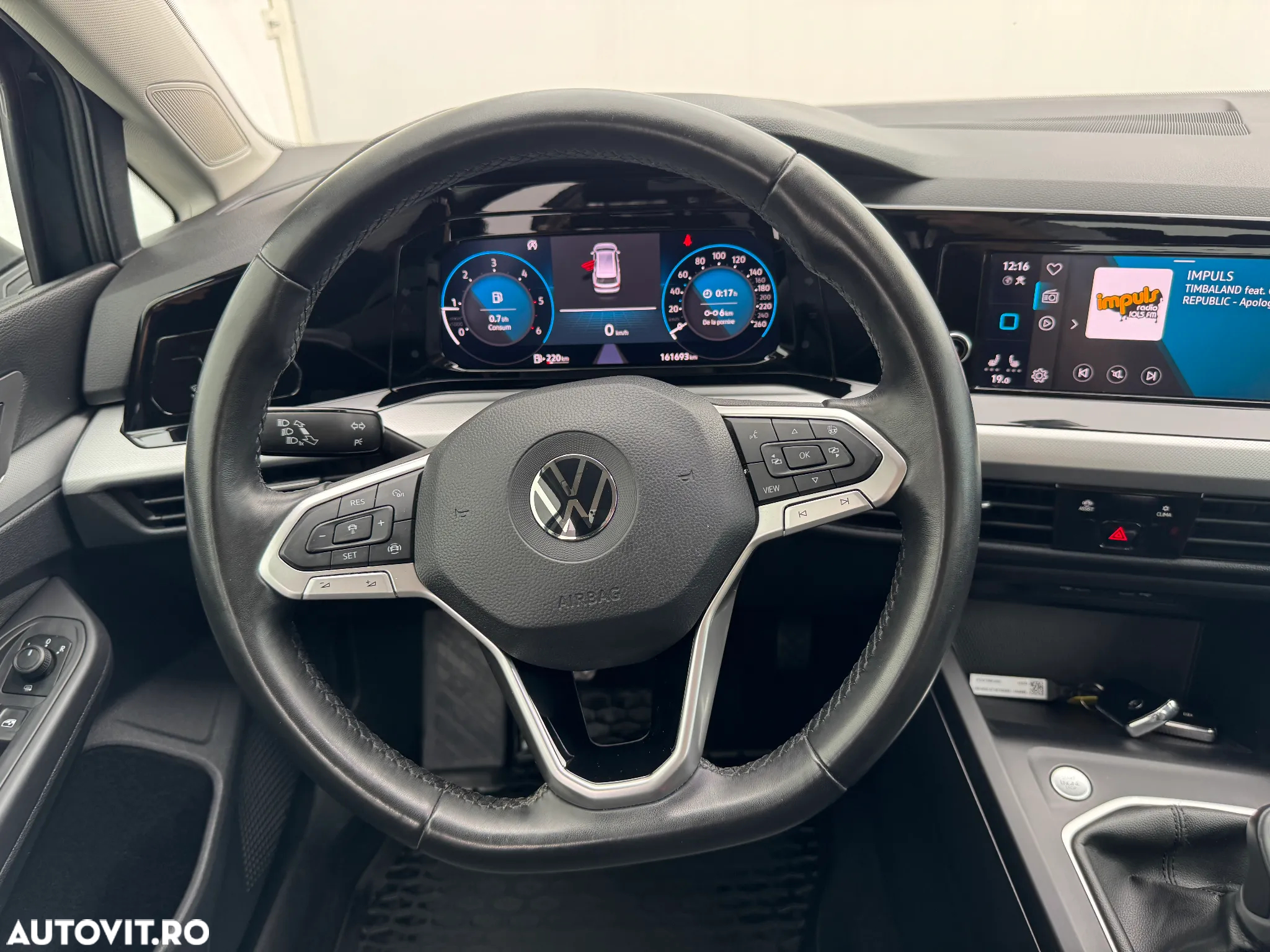 Volkswagen Golf 2.0 TDI SCR Life - 9