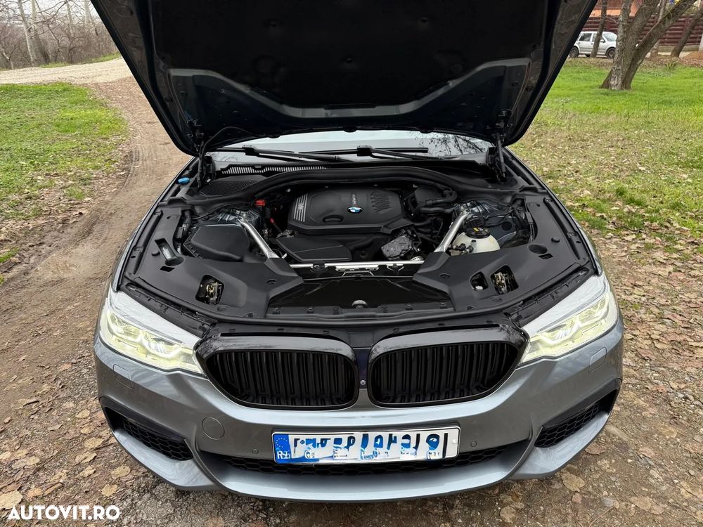 BMW Seria 5 520d AT - 11