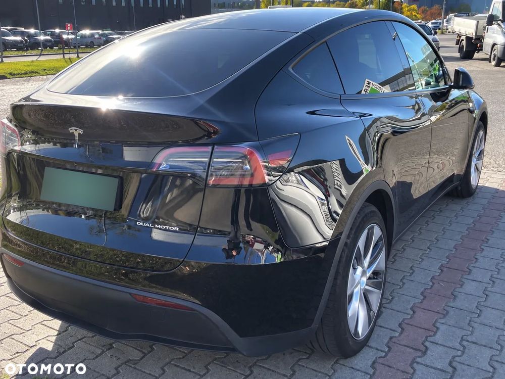 Tesla Model Y 2023 photo 5