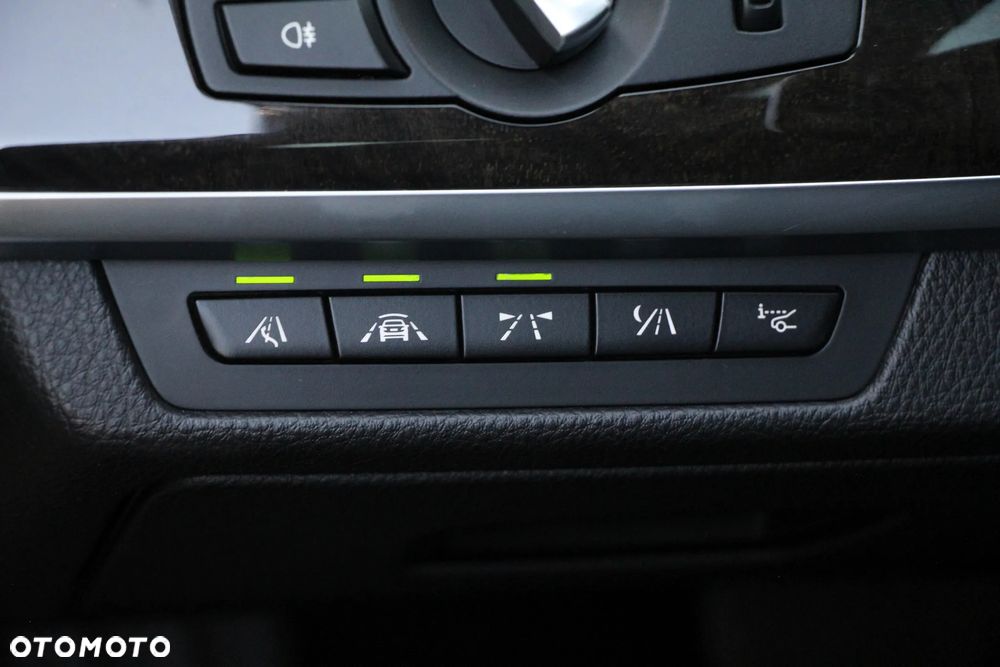 BMW Seria 7 750d xDrive - 22