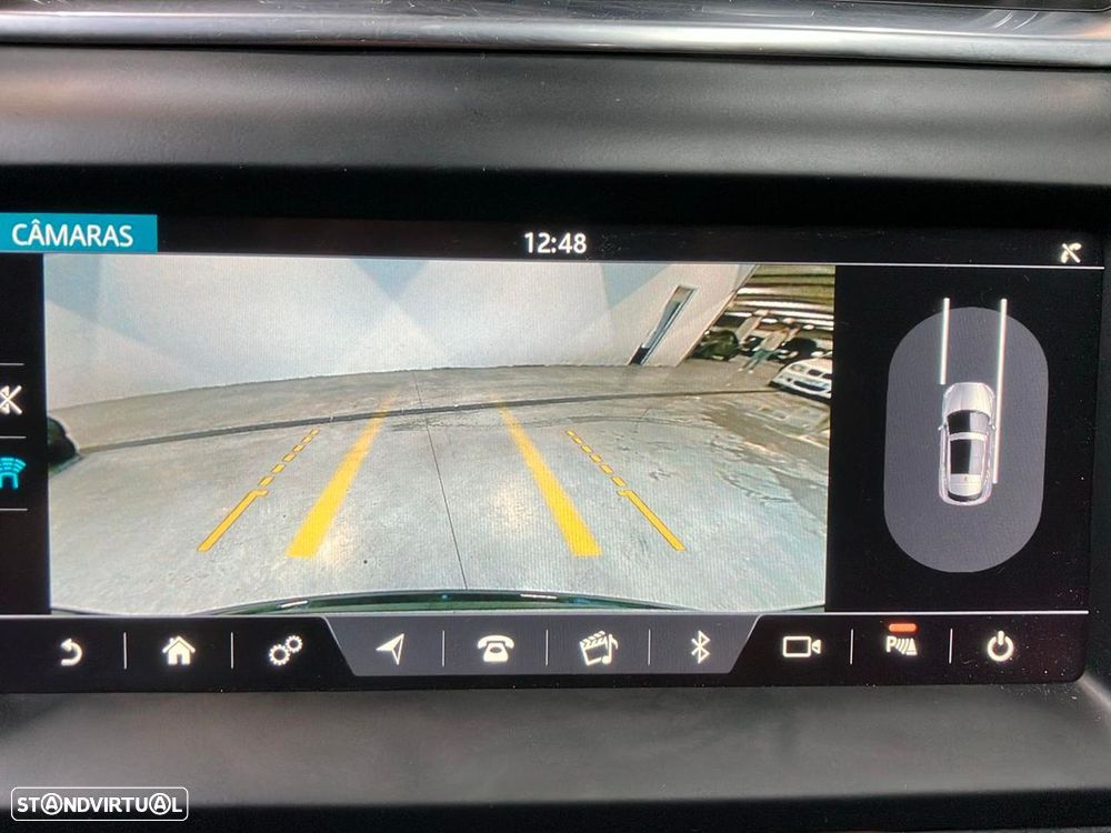 Jaguar E-Pace 2.0 i4D R-Dynamic - 13