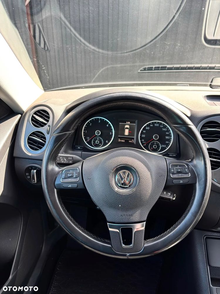 Volkswagen Tiguan 2.0 TDI 4Mot Perfectline R-Style - 15