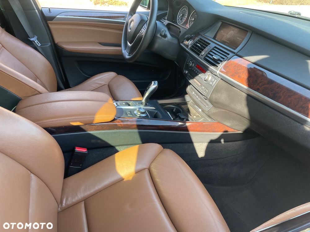 BMW X5 xDrive30d - 23