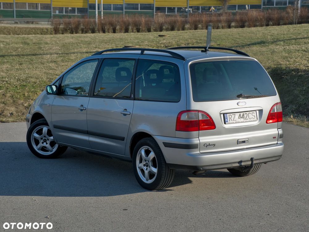 Ford Galaxy 1.9 TDI Ghia - 5